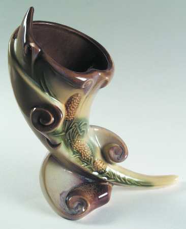 Parchment And Pine 12" Cornucopia