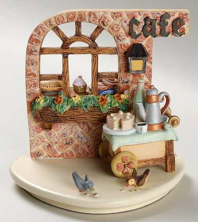 Maid To Order Hummelscape-Strudel Haus - Boxed