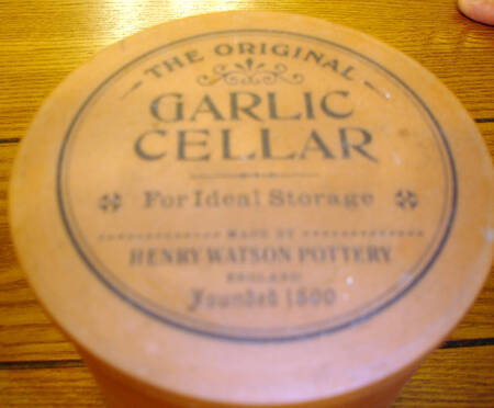 The Original Suffolk (Terra Cotta) Lid for (Pierced) Garlic Cellar