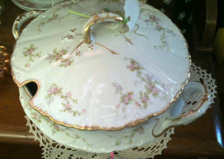 H2997 Tureen &  Lid