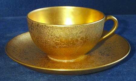 HUT1085 Flat Cup & Saucer Set
