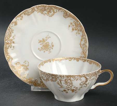 H3033 Flat Cup & Saucer Set