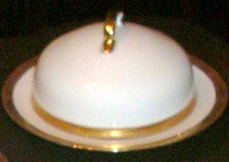 HUT1416 Round Covered Butter