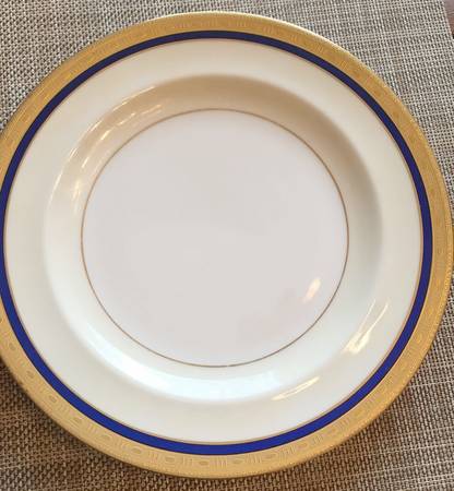 H3067 Dinner Plate