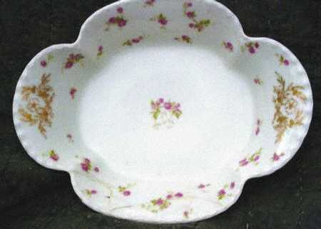 H3068 10" Oval Vegetable Bowl