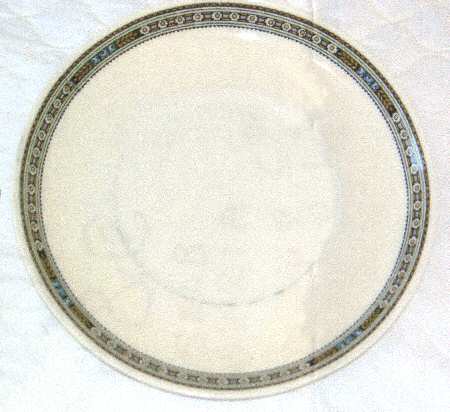 HC883 Saucer
