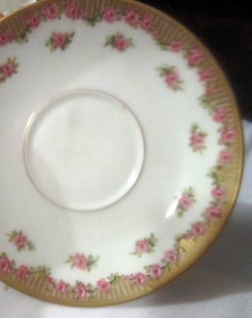 H3076 Saucer