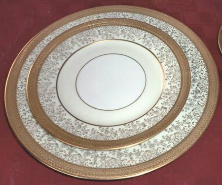 HUT1429 Salad Plate