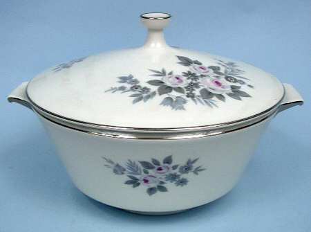 HC886 Round Covered Vegetable