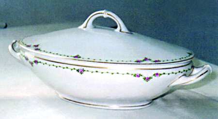 HC893 Oval Covered Vegetable
