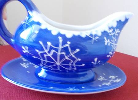 Icicles Gravy Boat & Underplate
