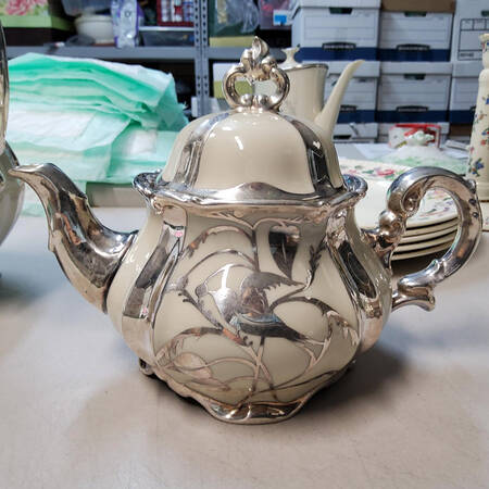 HEJ89 Teapot & Lid