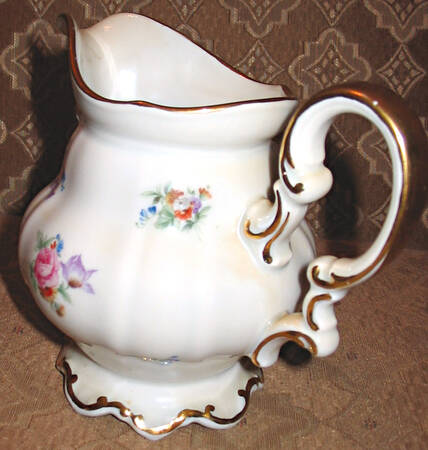 HUT1454 Creamer