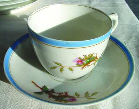 H3180 Flat Cup & Saucer Set