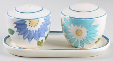 HMQ18 (3 Pc) Salt & Pepper Tray Set