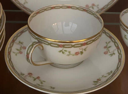 Schleiger 1094 Flat Cup & Saucer Set