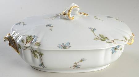 H3216 Oval Covered Vegetable