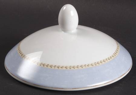 Enchanted Garden Lid for Round Vegetable