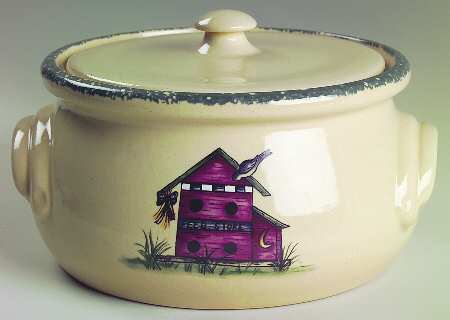 Birdhouse 2.25 Qt Round Covered Casserole