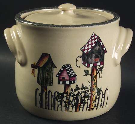 Birdhouse Bean Pot & Lid