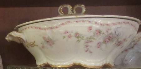 Schleiger 342-9 Oval Covered Vegetable