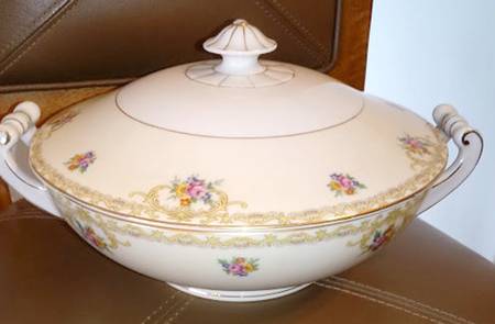 HWC31 Round Covered Vegetable