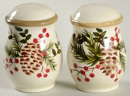 Pine & Berries Salt & Pepper Set