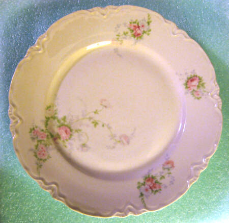 HUT1558 Dinner Plate