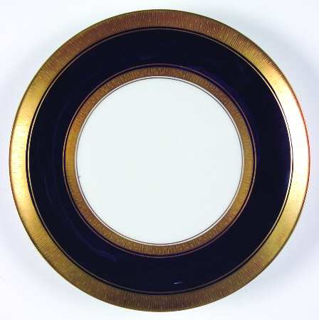 9017 Salad Plate