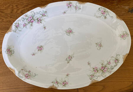 Schleiger 312-3 18" Oval Serving Platter