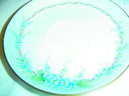HUT1579 Saucer