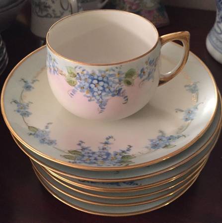 HUT1579 Flat Cup & Saucer Set
