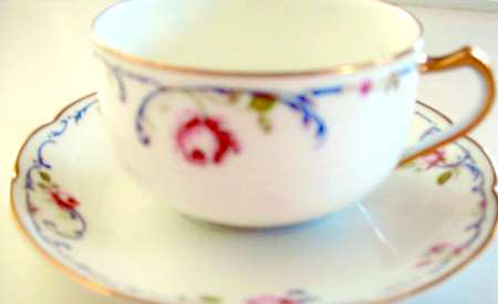 H3306 Flat Cup & Saucer Set