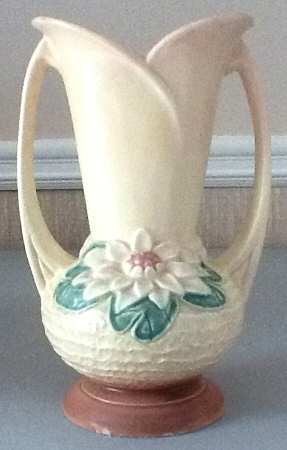Waterlily Walnut Apricot 9" Handled Vase