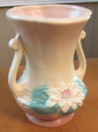 Waterlily Walnut Apricot 6" Handled Vase