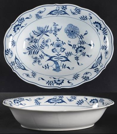 Blue Danube 10" Oval Vegetable Bowl