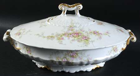 Schleiger 149-12 Oval Covered Vegetable