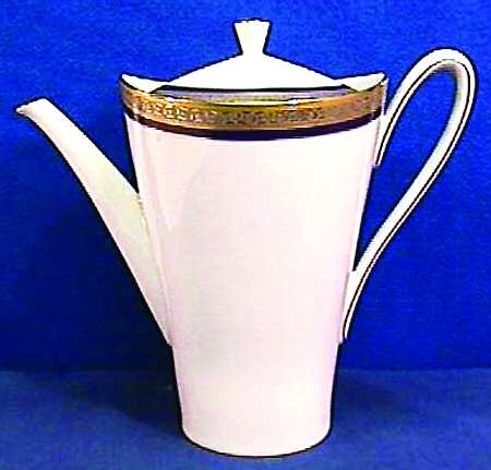 03864 Coffee Pot & Lid