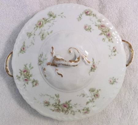 H3346 Round Covered Vegetable