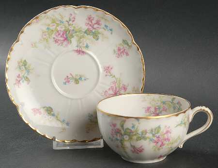 Schleiger 900-2 Flat Cup & Saucer Set