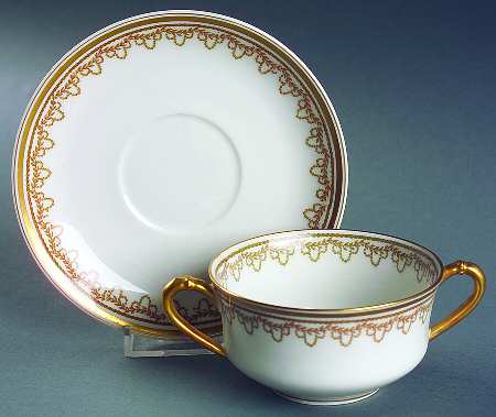 H3364 Flat Bouillon Cup & Saucer