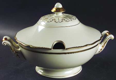 14096 Tureen &  Lid