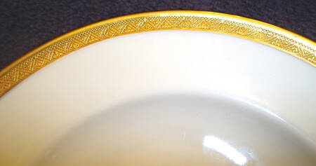 HUT1611 14" Oval Serving Platter