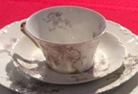 H3420 Flat Cup & Saucer Set