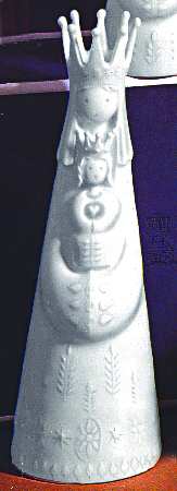 H3381 Figural Candlestick