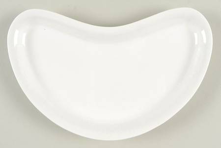 Pristine (Ameriwhite) Crescent Salad Plate by Homer Laughlin 