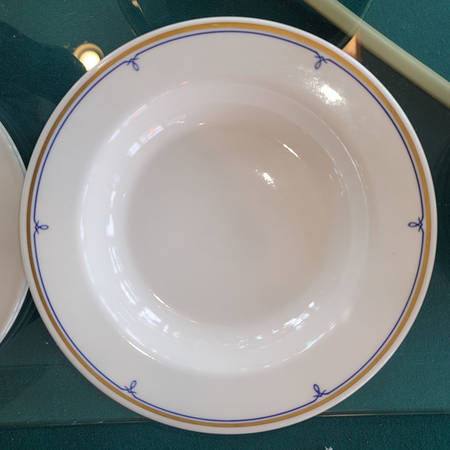 Calypso Blue (Ameriwhite) by Homer Laughlin 