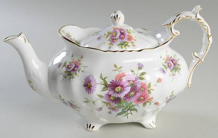 4149 (Scalloped) Teapot & Lid