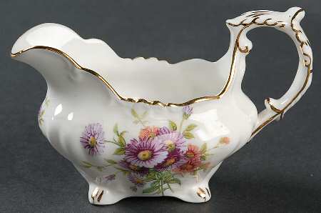 4149 (Scalloped) Mini Creamer