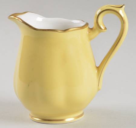 Buttercup No 2 Coffee Set (Scallop) Creamer